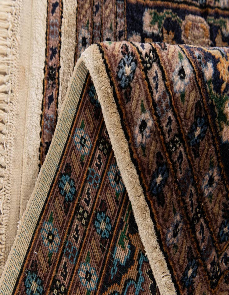Detail image of 2' 11 x 3'  Hand Knotted Kashmir Oriental Square Rug
