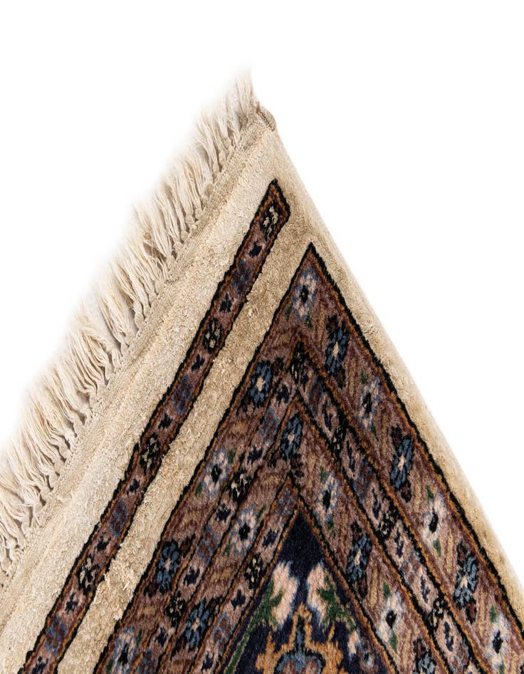 Detail image of 2' 11 x 3'  Hand Knotted Kashmir Oriental Square Rug