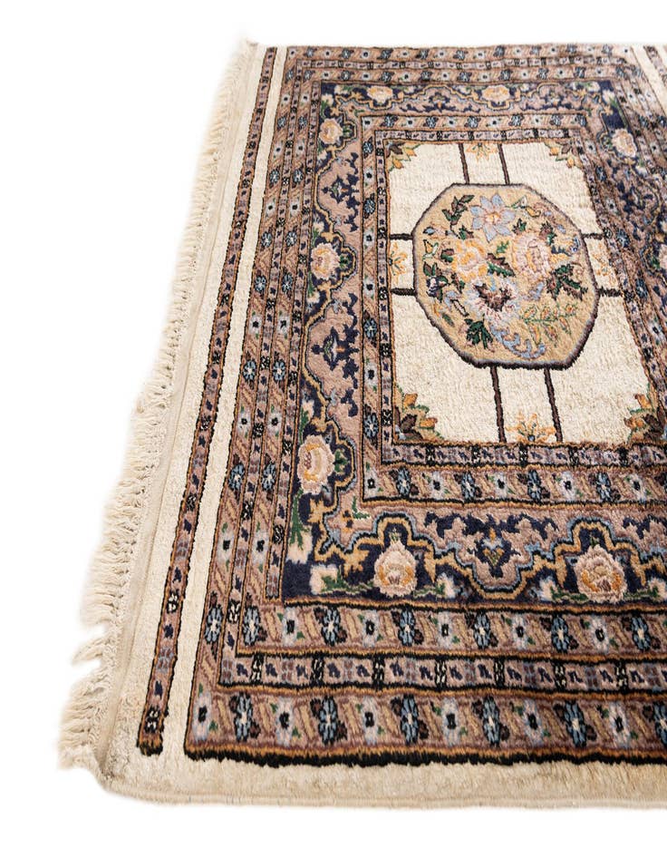 Detail image of 2' 11 x 3'  Hand Knotted Kashmir Oriental Square Rug