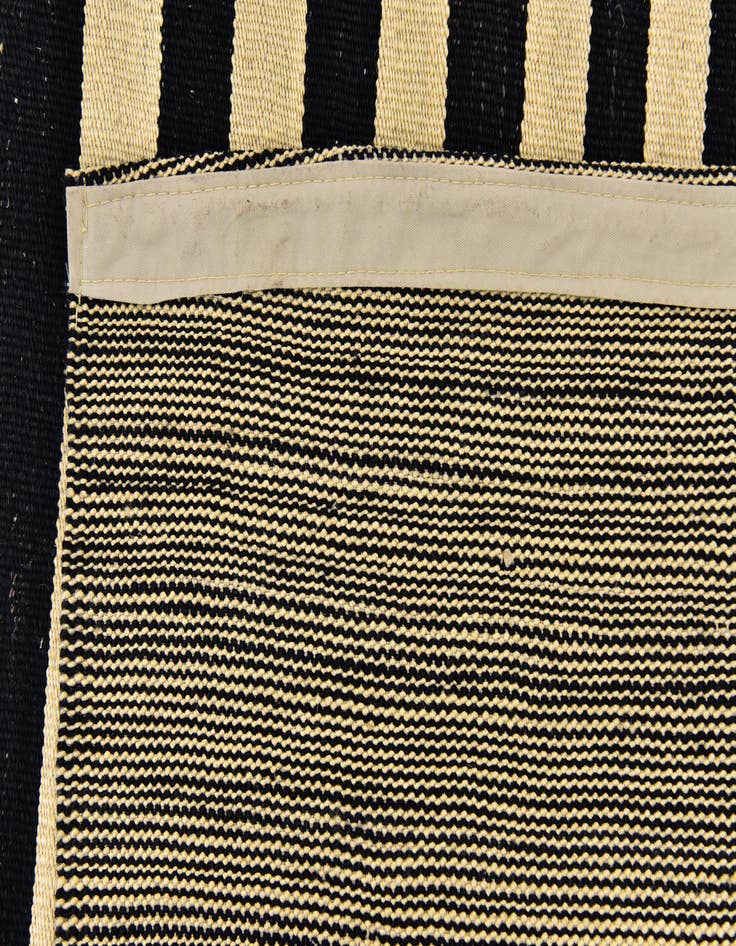 Detail image of 6' x 7' 8  Hand Woven Kilim Modern Wool Square Rug