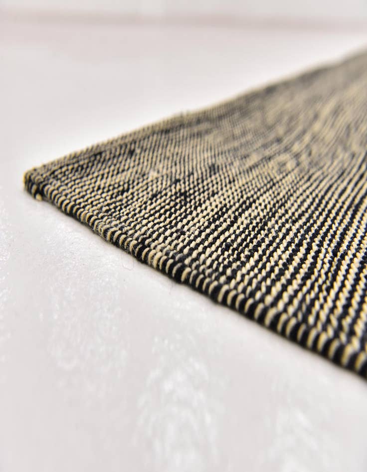 Detail image of 6' x 7' 8  Hand Woven Kilim Modern Wool Square Rug