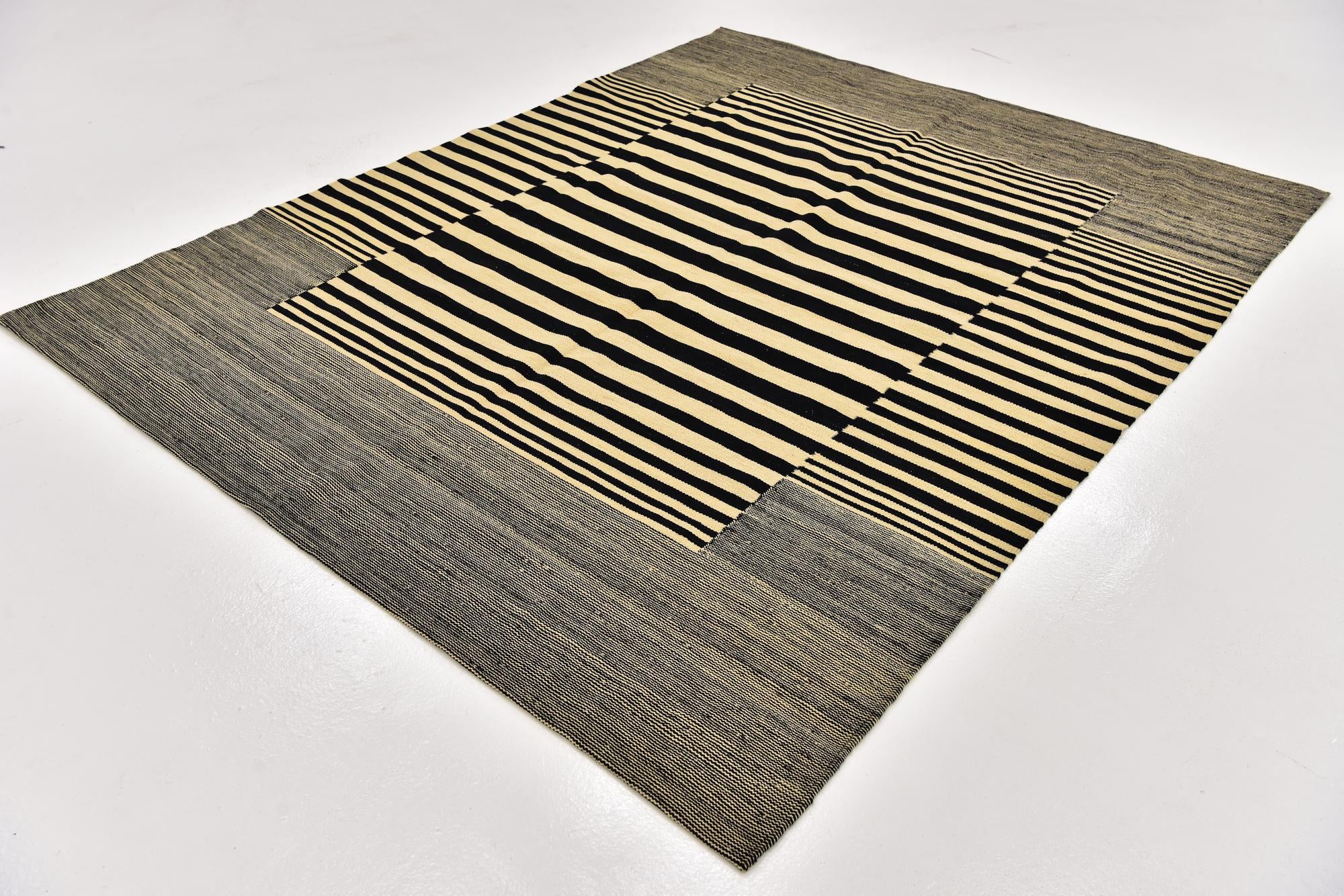 6' x 7' 7 Hand Woven Kilim Modern Wool Square Rug