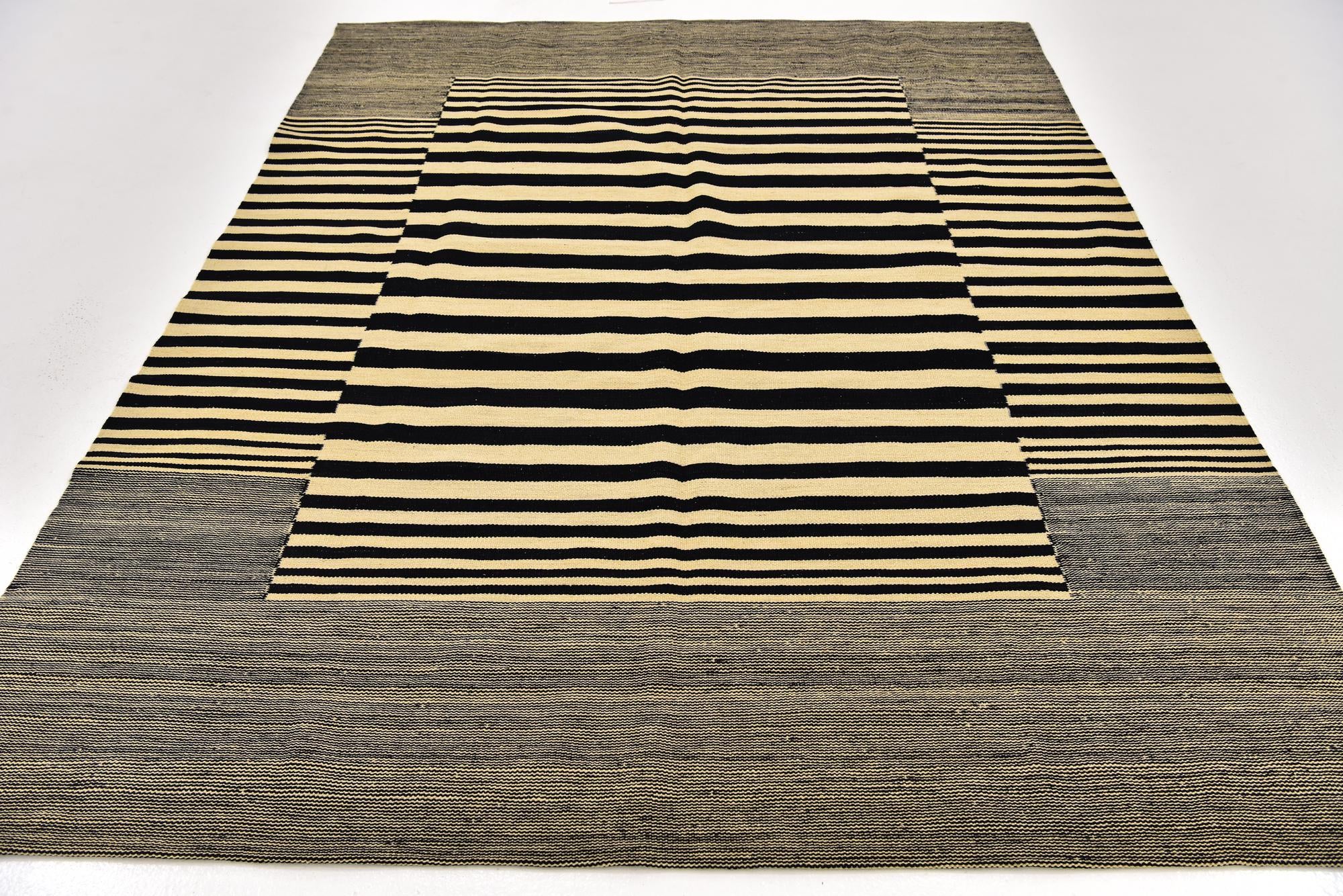 6' x 7' 7 Hand Woven Kilim Modern Wool Square Rug
