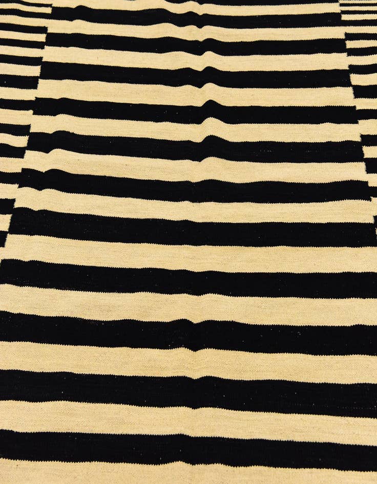 Detail image of 6' x 7' 7 Hand Woven Kilim Modern Wool Square Rug