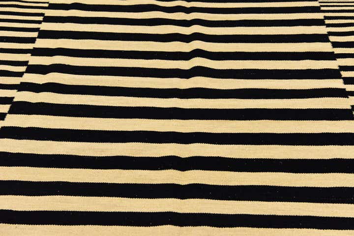 6' x 7' 7 Hand Woven Kilim Modern Wool Square Rug