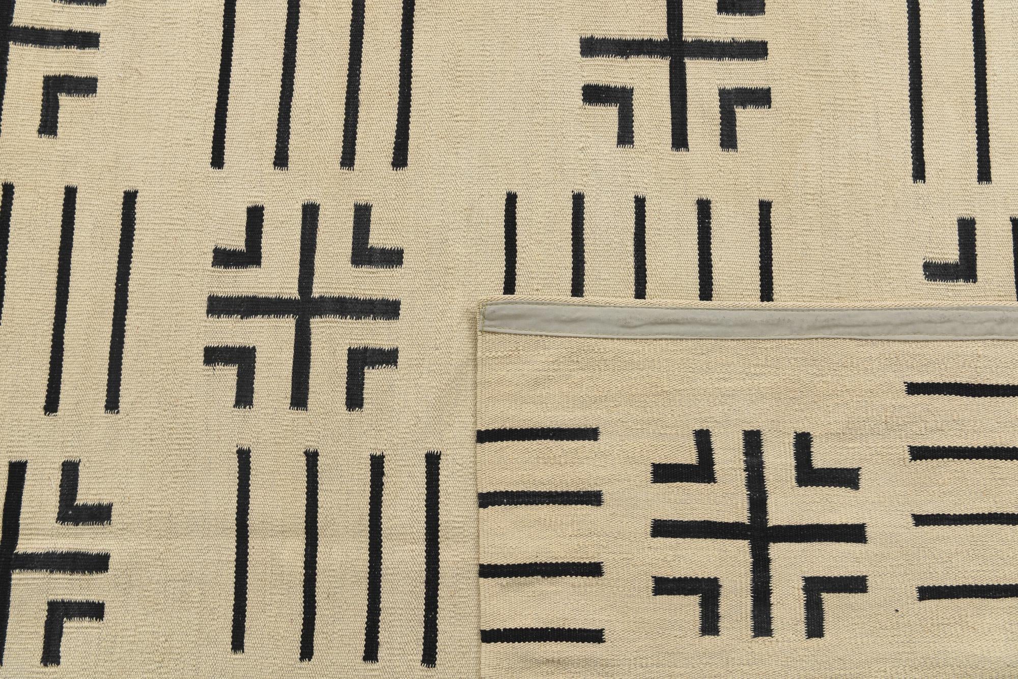 5' 4 x 6' 6 Hand Woven Kilim Modern Wool Square Rug