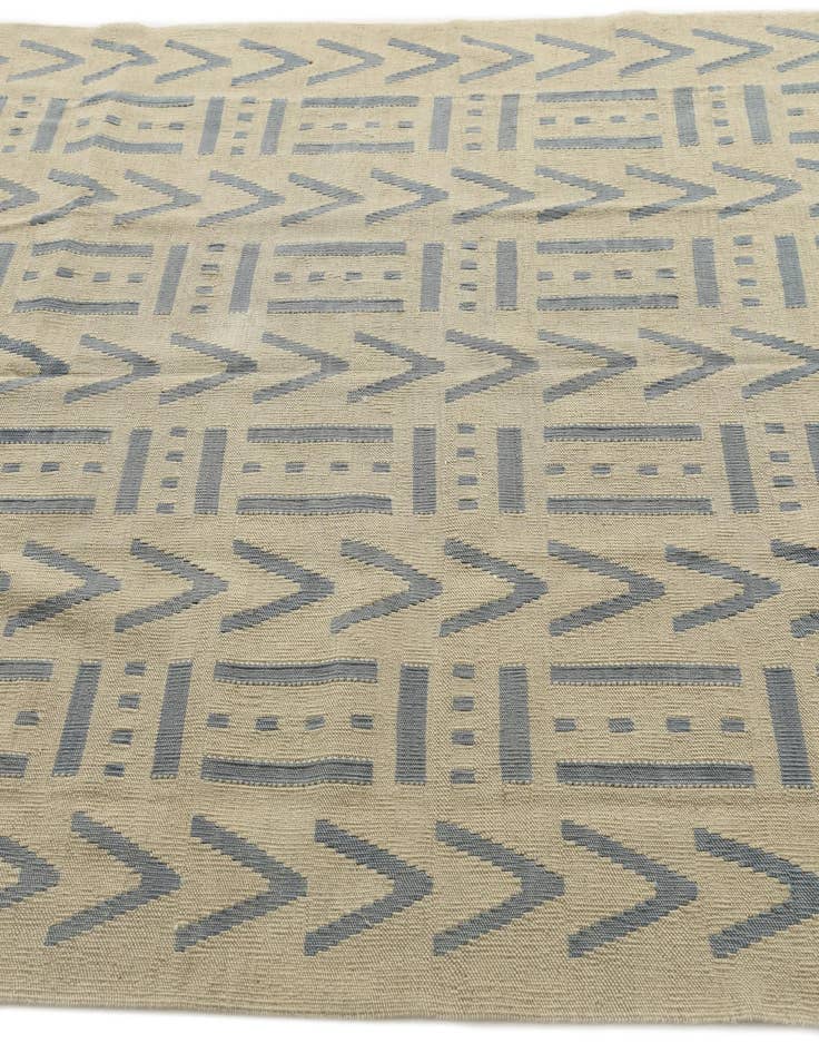 Detail image of 5' 3 x 6' 4  Hand Woven Kilim Modern Wool Square Rug