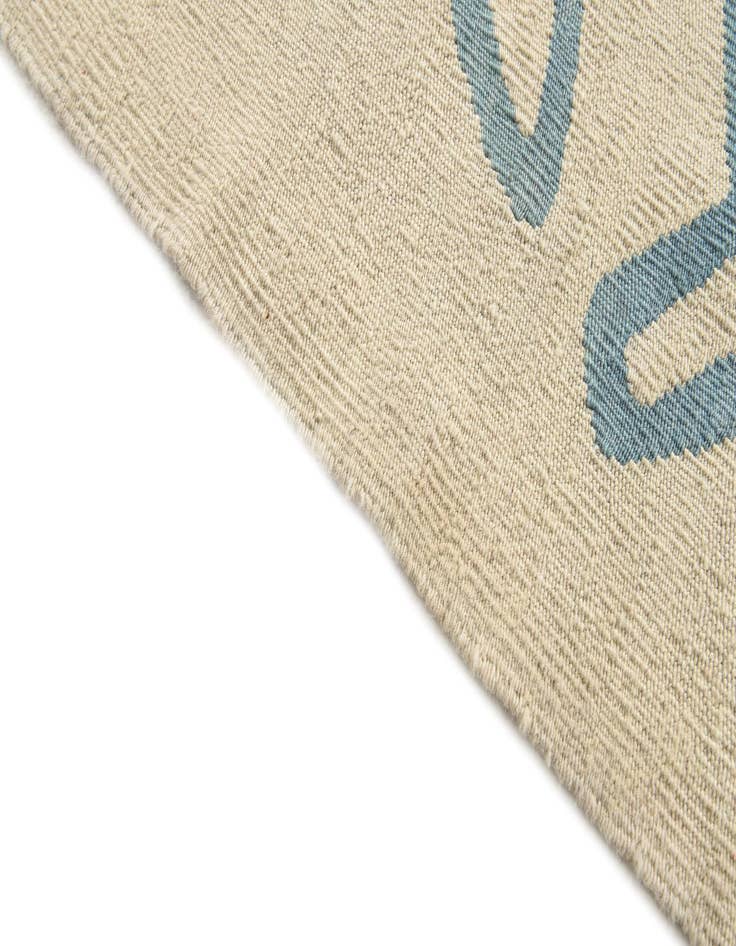 Detail image of 5' 4 x 6' 3 Hand Woven Kilim Modern Wool Square Rug