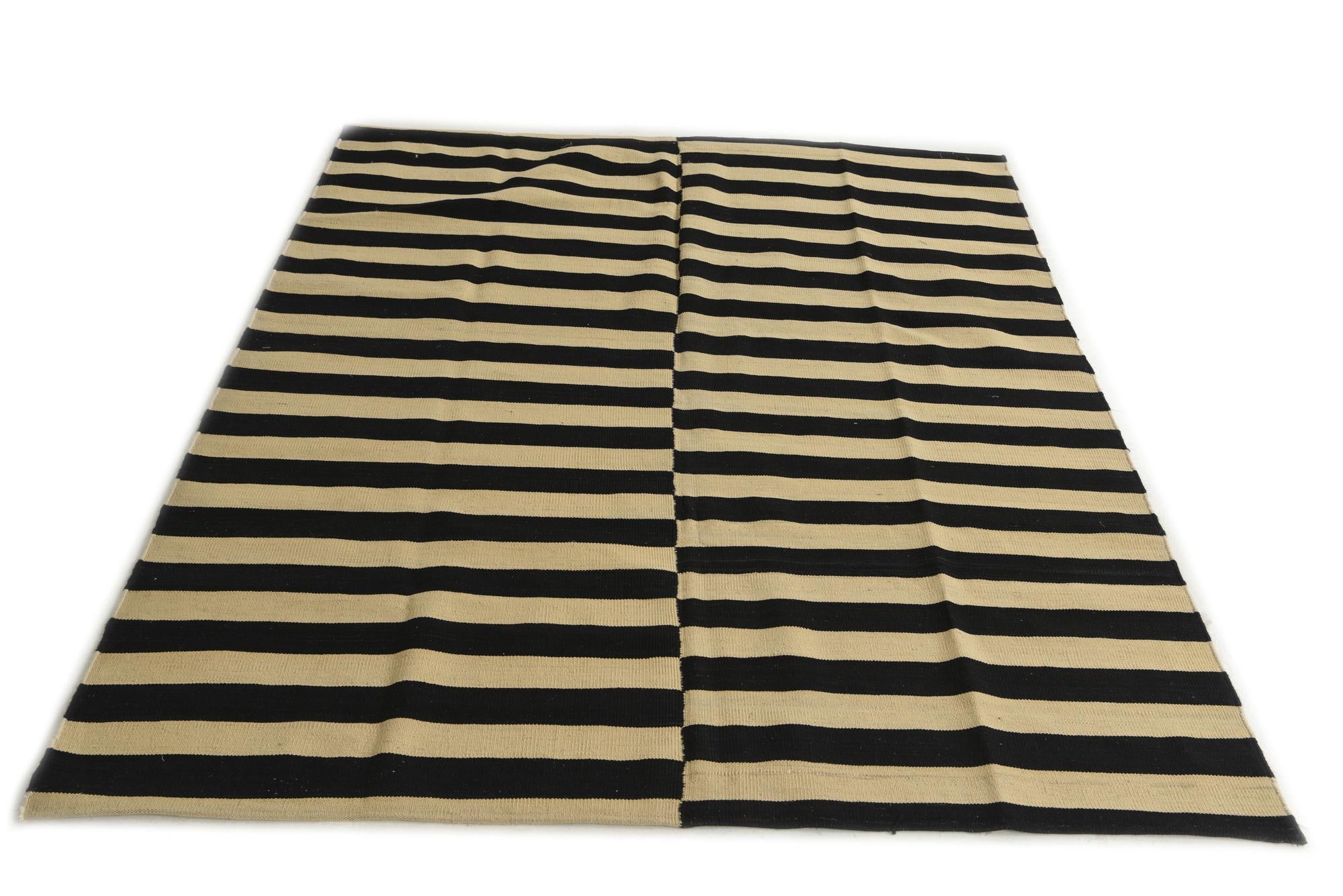 5' 4 x 6' 6 Hand Woven Kilim Modern Wool Square Rug