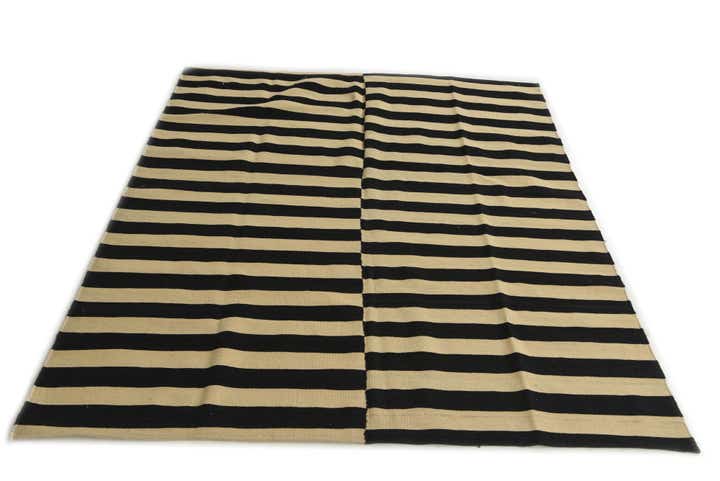 5' 4 x 6' 6 Hand Woven Kilim Modern Wool Square Rug