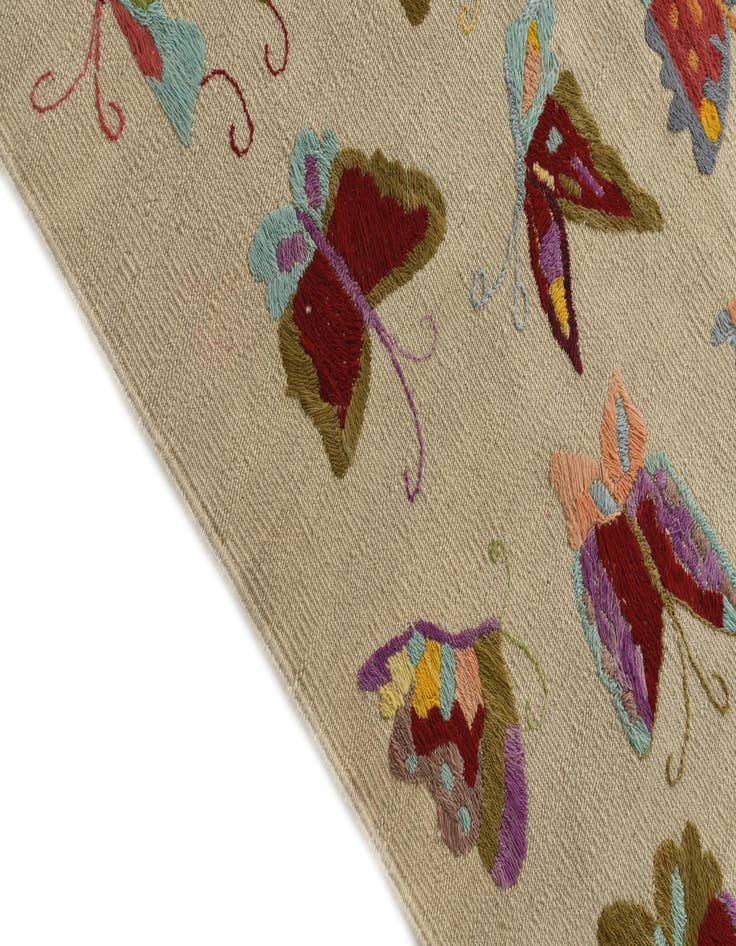 Detail image of 5' 2 x 6' 5  Hand Woven Kilim Suzani Wool Square Rug