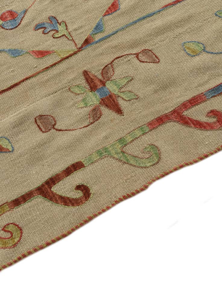 Detail image of 5' 4 x 6' 4  Hand Woven Kilim Suzani Wool Square Rug