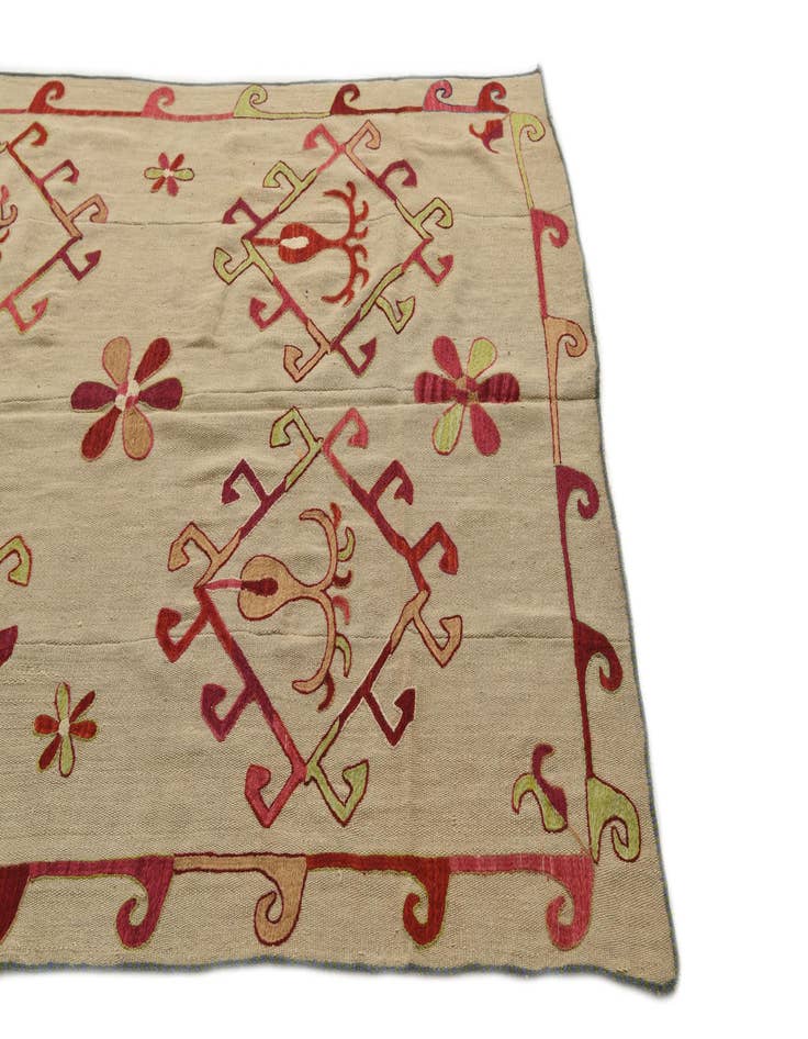 Detail image of 4' 10 x 6' 9  Hand Woven Kilim Suzani Wool Square Rug