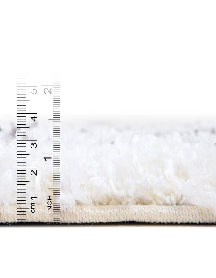 Detail image of 8' x 8' Lagom Shag Square Rug