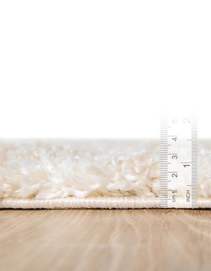Detail image of 8' x 8' Lagom Shag Square Rug