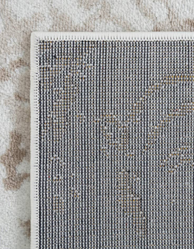 Detail image of 7' 10 x 7' 10 Laguna Square Rug