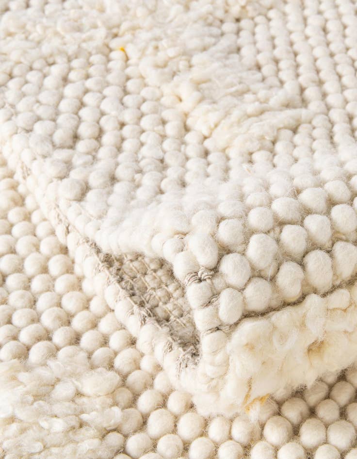 Detail image of 10' x 10' Hand Woven Lana New Zealand Wool Square Rug
