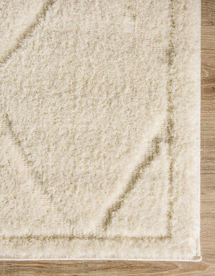 4' x 4' Lattice Shag Square Rug