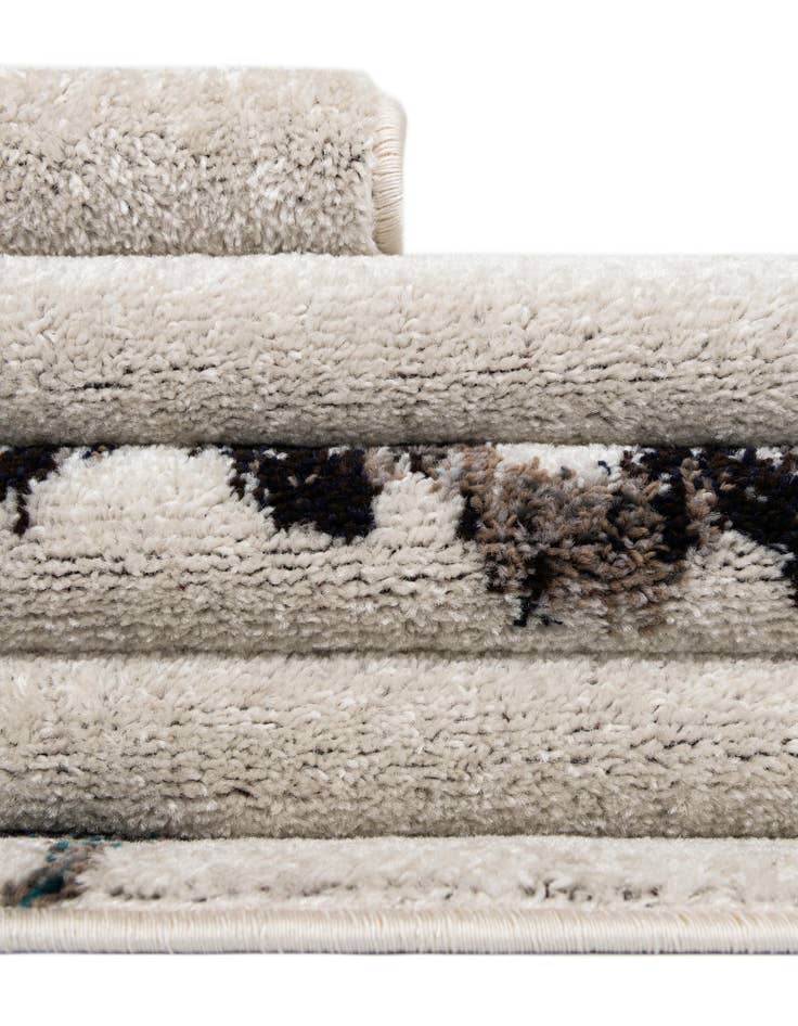 Detail image of 10' x 10' Madeline Square Rug