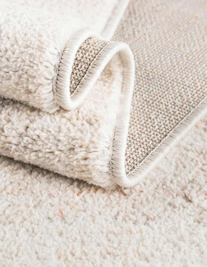 5' 3 x 5' 3 Madeline Vintage Square Rug
