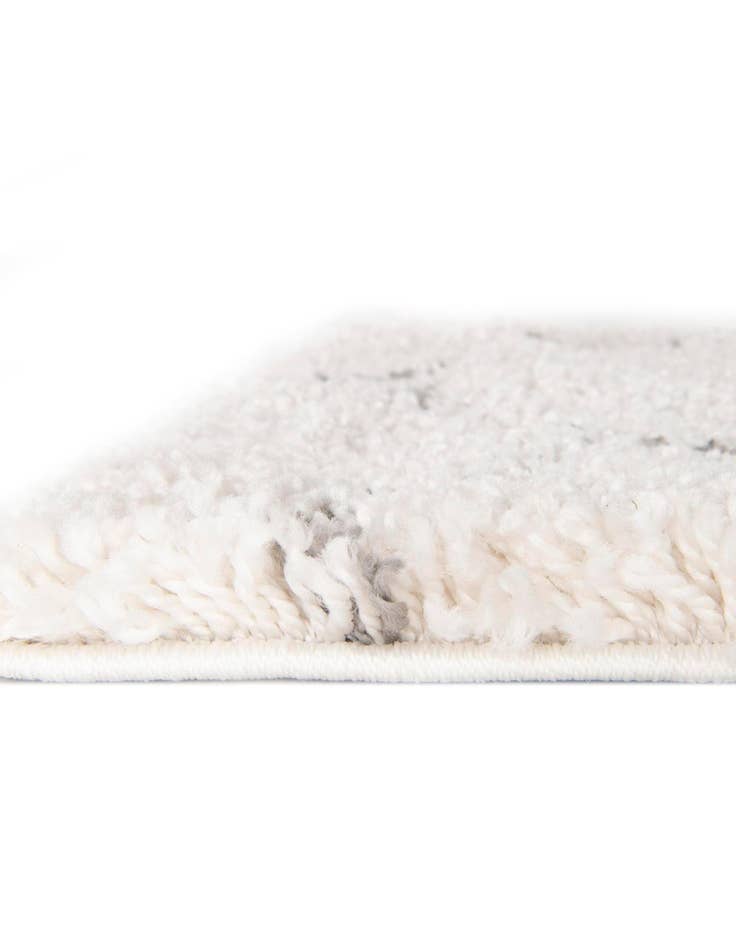 Detail image of 8' x 8' Marrakesh Shag Square Rug