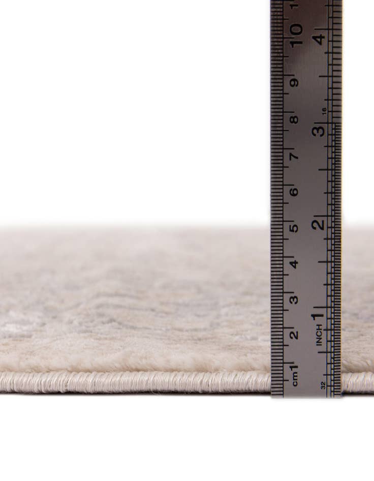 Detail image of 6' 7 x 6' 7 Modern Classical Square Rug