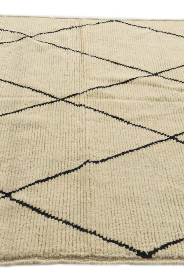 Detail image of 5' 5 x 6' 7 Hand Knotted Moroccan Wool Square Rug