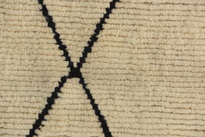 5' 5 x 6' 7 Hand Knotted Moroccan Wool Square Rug