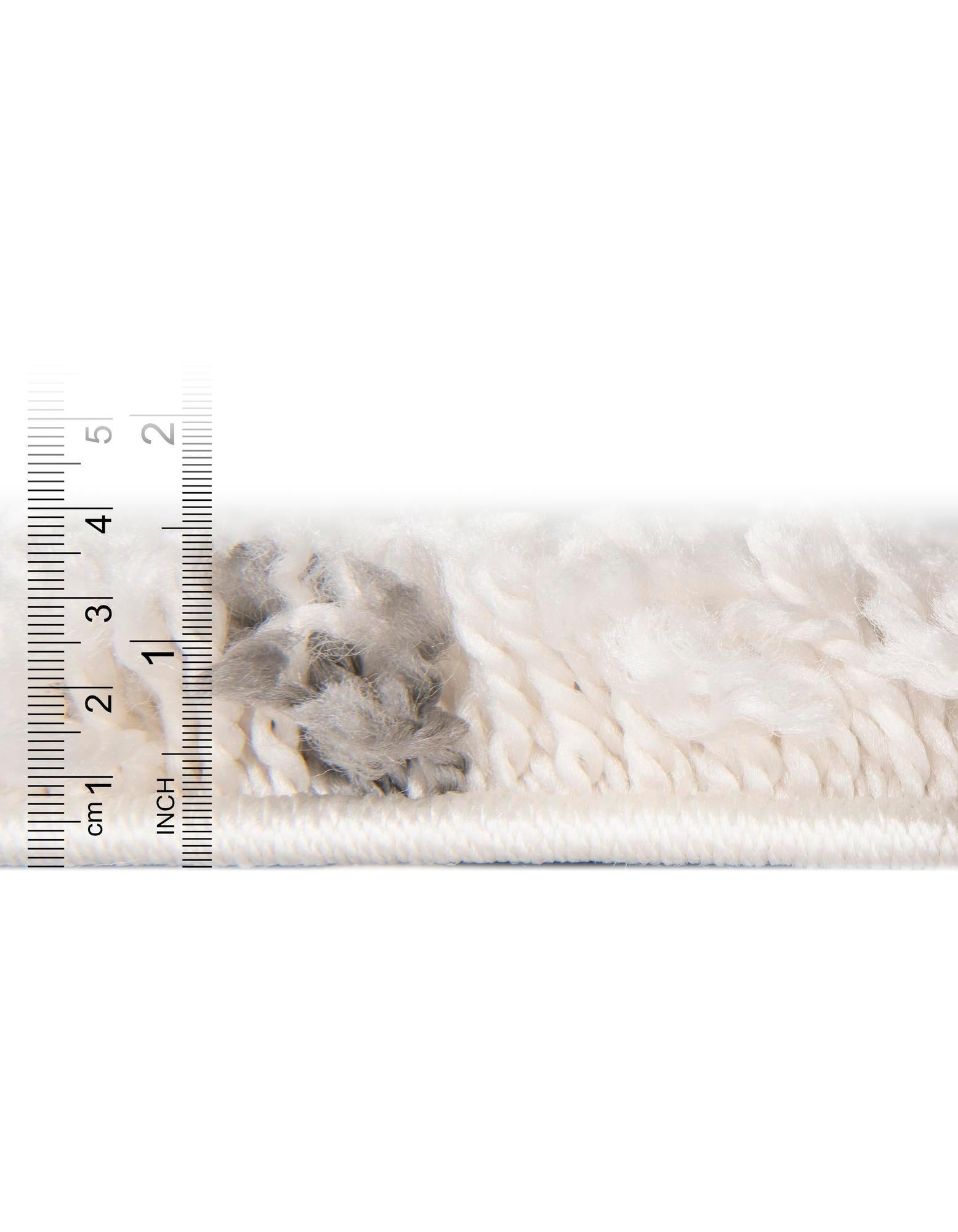 5' 3 x 5' 3 Moroccan Shag Square Rug