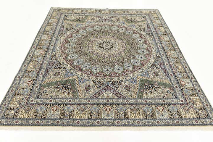 6' 7 x 8' Hand Knotted Nain Persian Square Rug