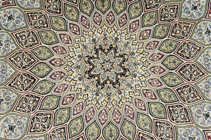 6' 7 x 8' Hand Knotted Nain Persian Square Rug