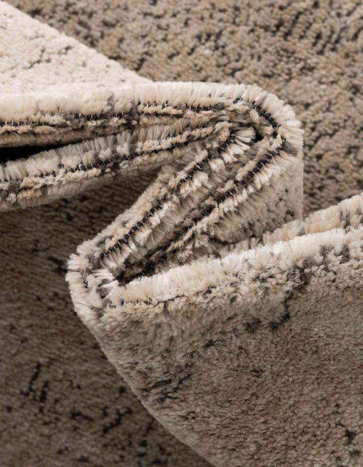 Detail image of 7' 10 x 7' 10 Oregon Square Rug