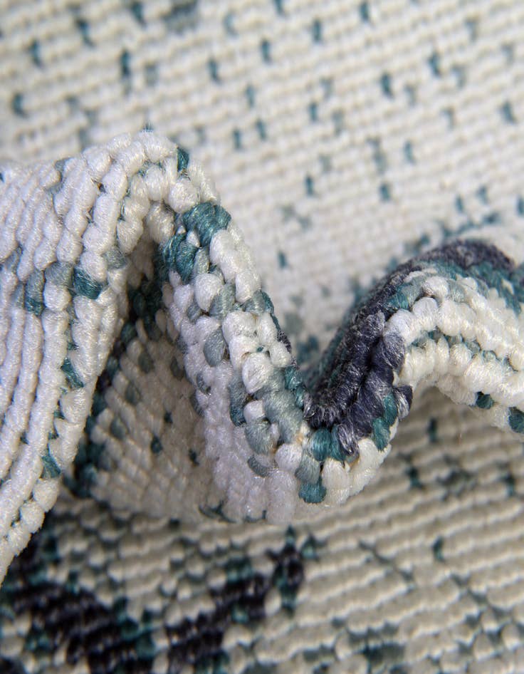Detail image of 7' 10 x 7' 10  Washable Coastal Indoor / Outdoor Square Rug