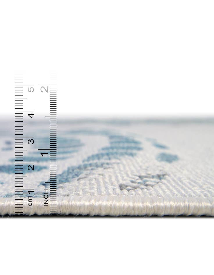 Detail image of 7' 10 x 7' 10 Easy-Clean Coastal Indoor / Outdoor Square Rug