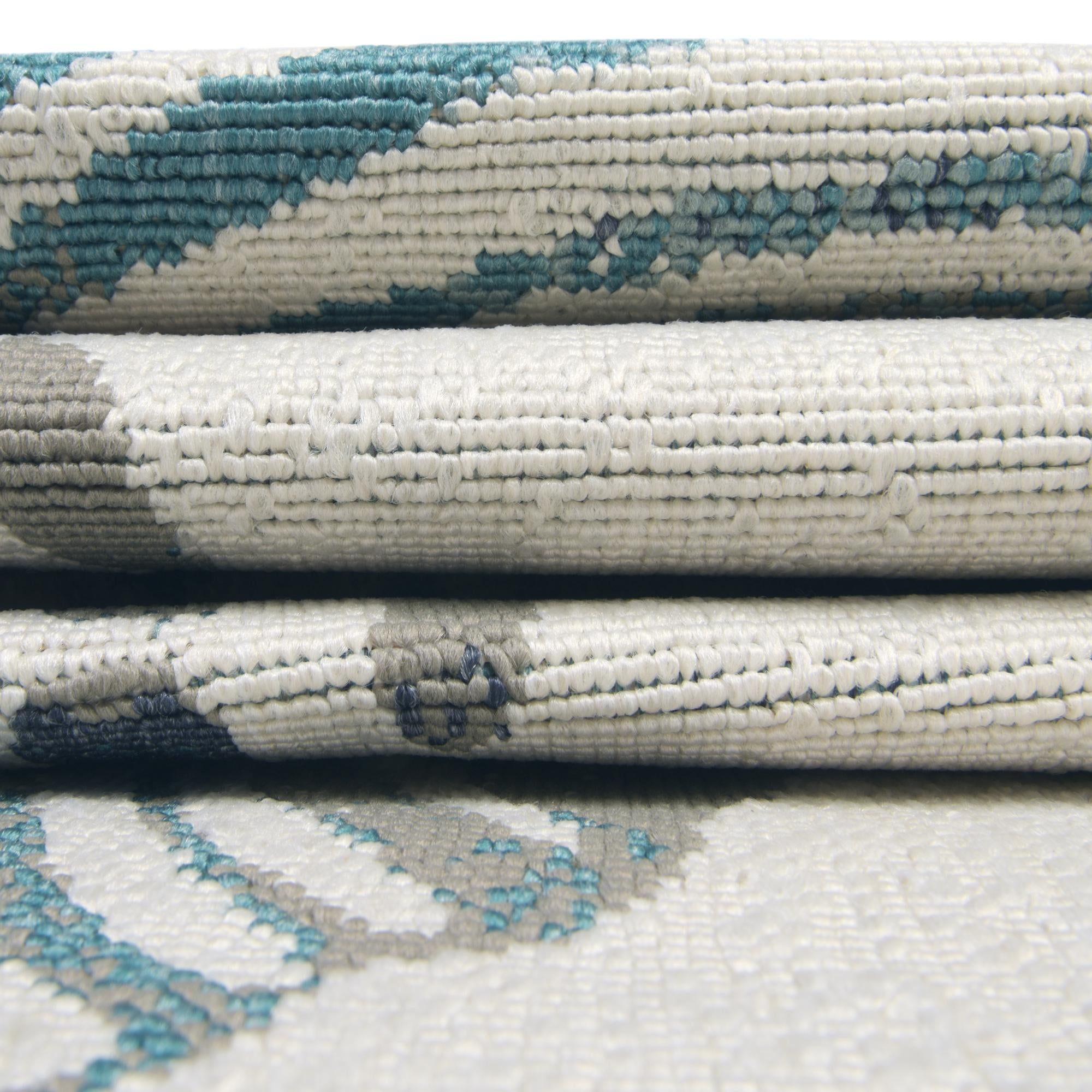 7' 10 x 7' 10 Easy-Clean Coastal Indoor / Outdoor Square Rug