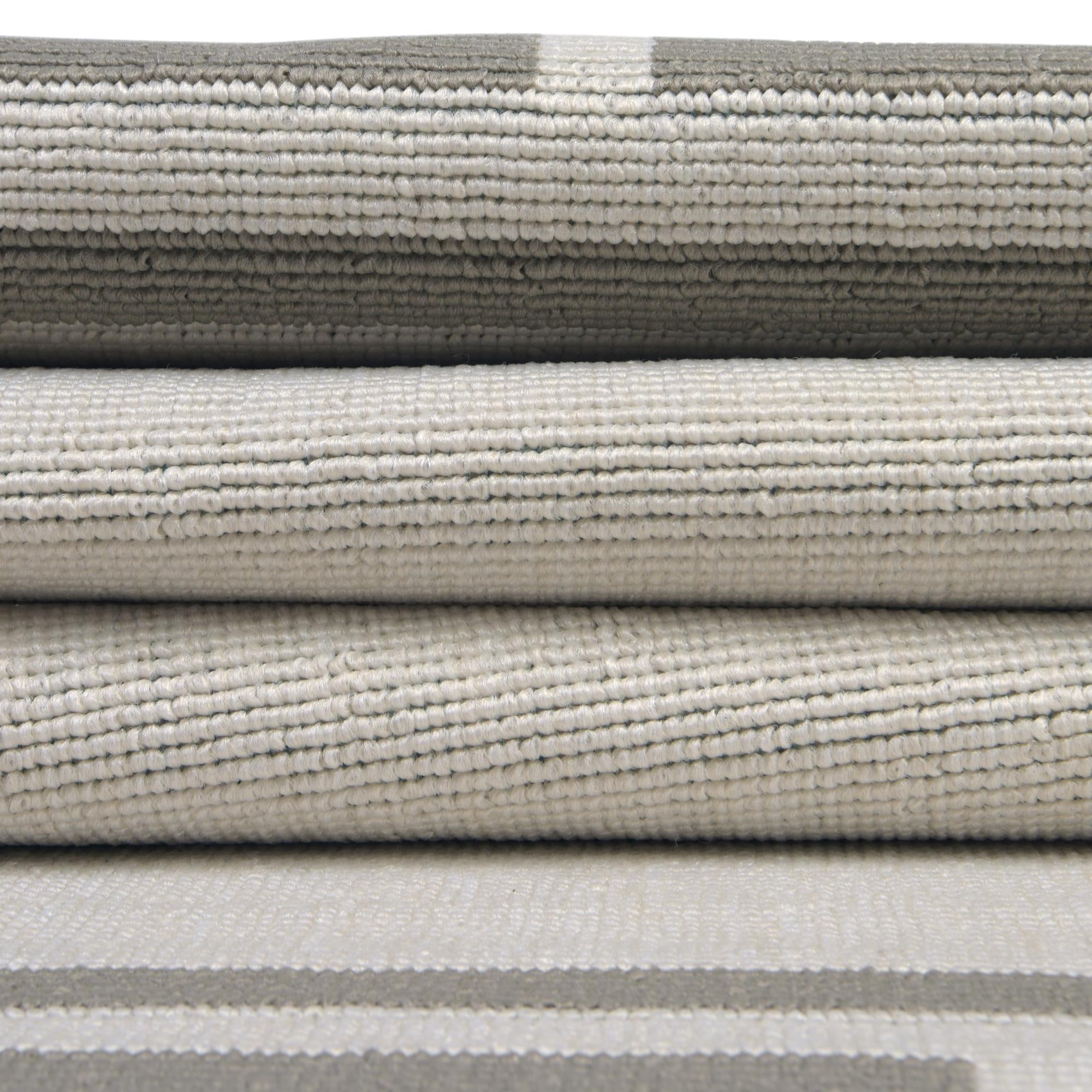 7' 10 x 7' 10 Easy-Clean Coastal Indoor / Outdoor Square Rug
