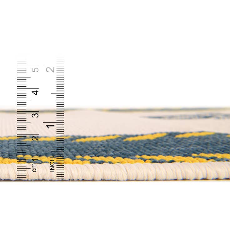Detail image of 7' 10 x 7' 10 Easy-Clean Coastal Indoor / Outdoor Square Rug