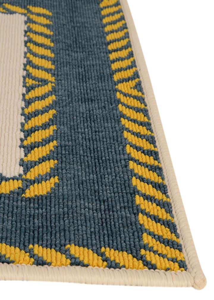 7' 10 x 7' 10 Easy-Clean Coastal Indoor / Outdoor Square Rug