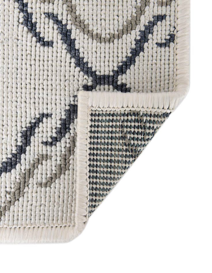 Detail image of 7' 10 x 7' 10 Washable Lattice Indoor / Outdoor Square Rug