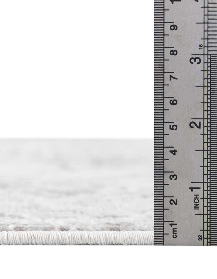 7' 10 x 7' 10 Oxford Square Rug