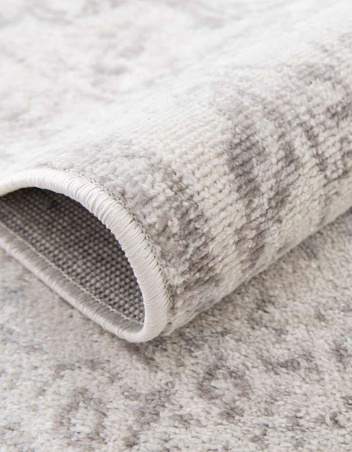 7' 10 x 7' 10 Oxford Square Rug