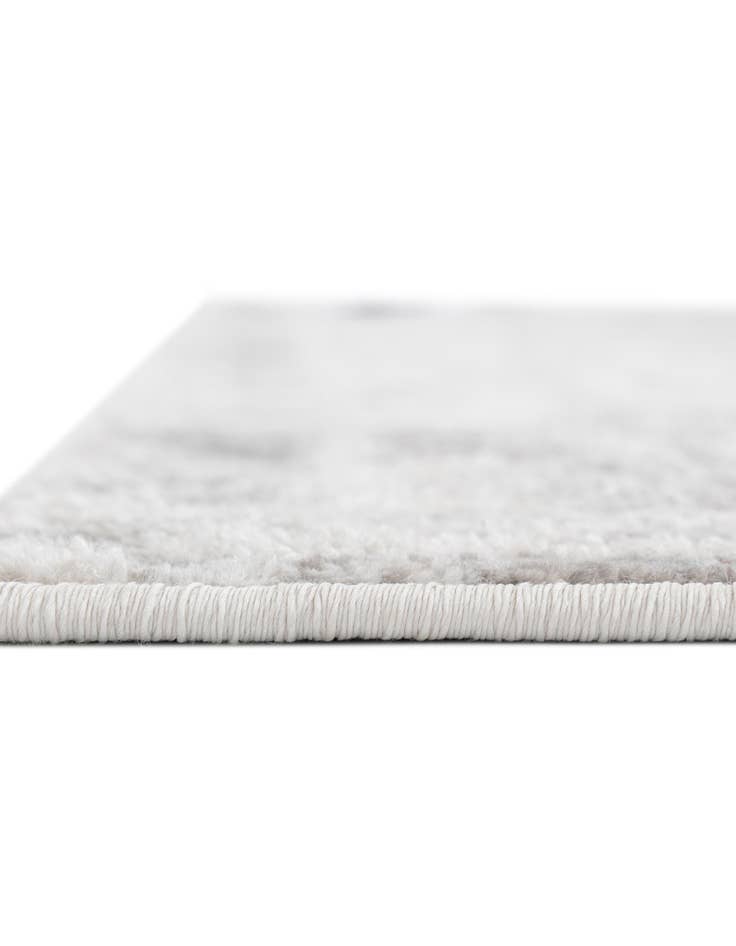 Detail image of 7' 10 x 7' 10 Oxford Square Rug