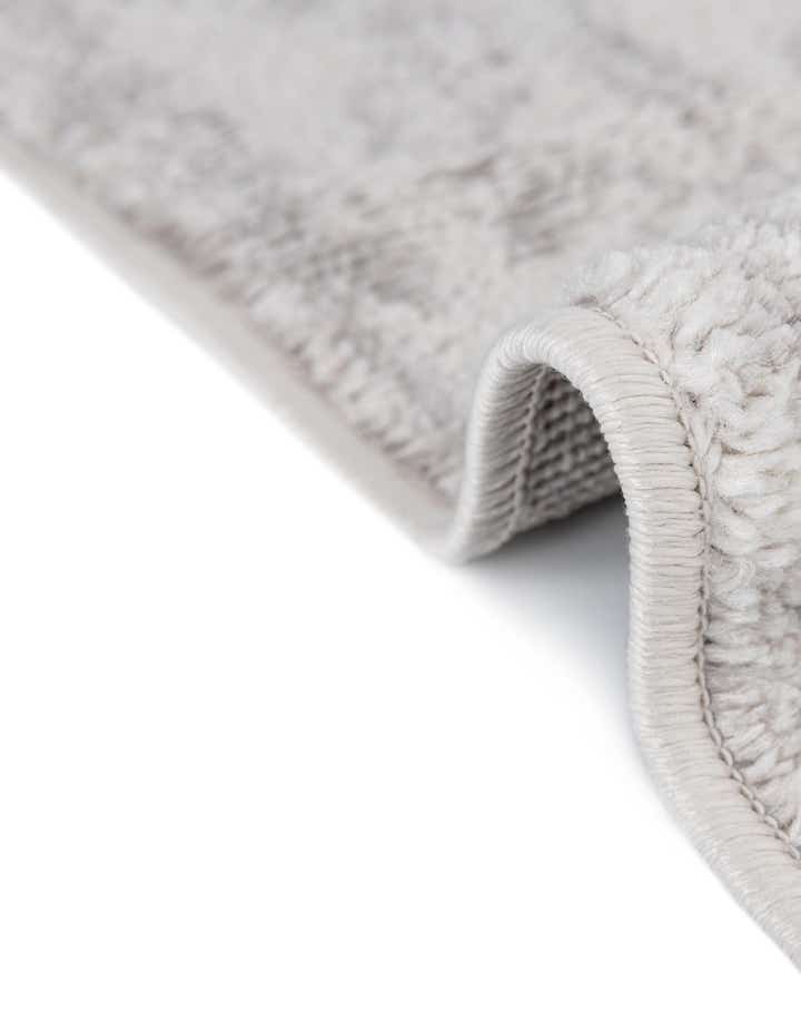 7' 10 x 7' 10 Oxford Square Rug