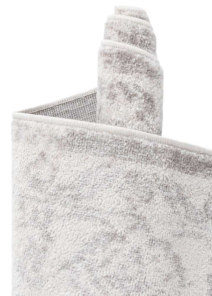 7' 10 x 7' 10 Oxford Square Rug