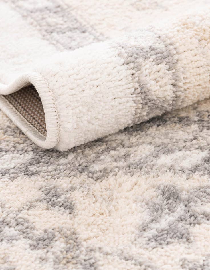 Detail image of 5' x 5' Parker Square Rug