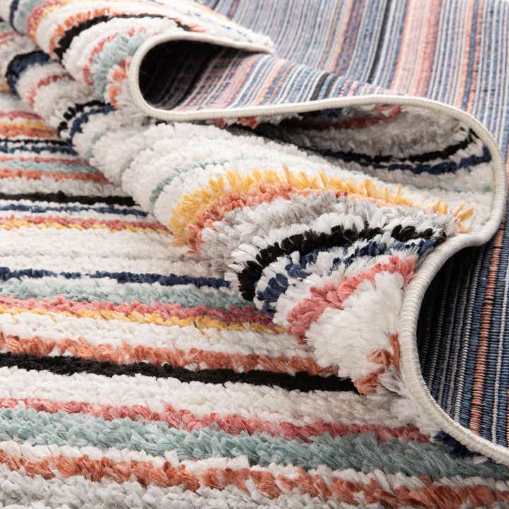 5' 3 x 5' 3 Tagine Square Rug