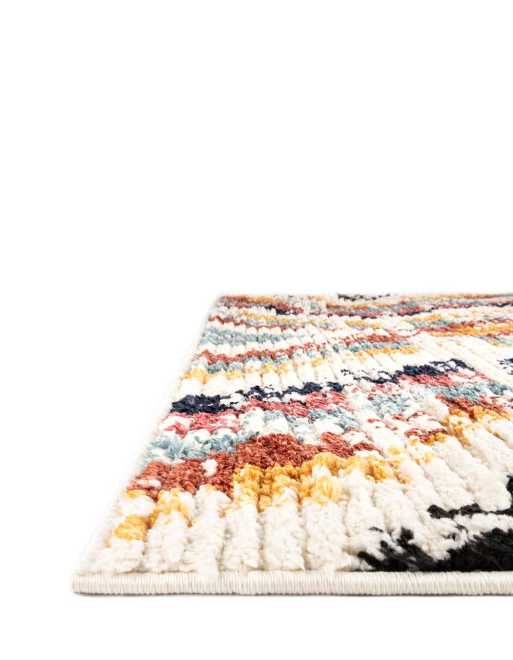 Detail image of 5' 3 x 5' 3 Tagine Square Rug