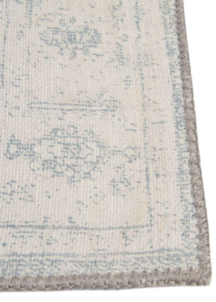 7' 6 x 7' 6 Washable Timeless Square Rug