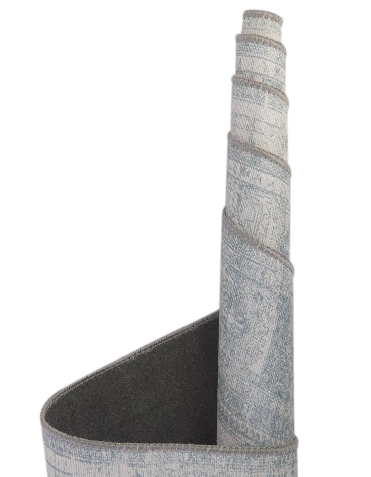 Detail image of 7' 6 x 7' 6 Washable Timeless Square Rug