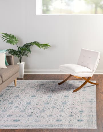 7' 6 x 7' 6 Washable Timeless Square Rug